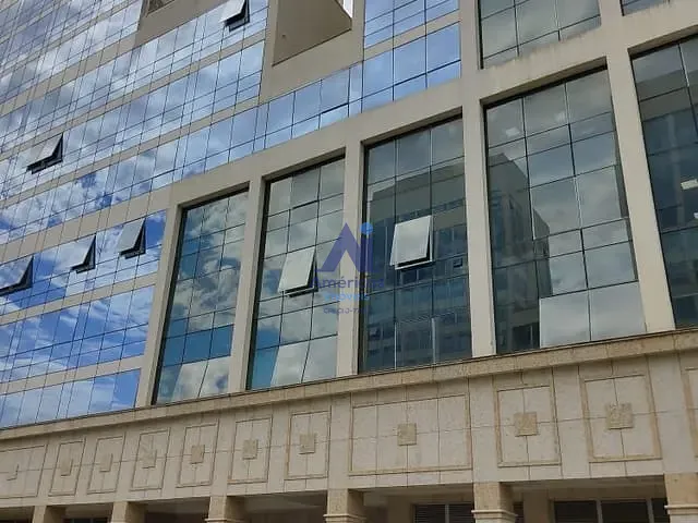 Sala com 25m², para alugar, no bairro Jacarepaguá em Rio de Janeiro
