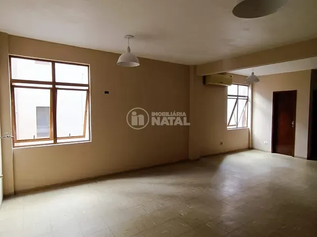 Sala à venda, no bairro Centro em Londrina