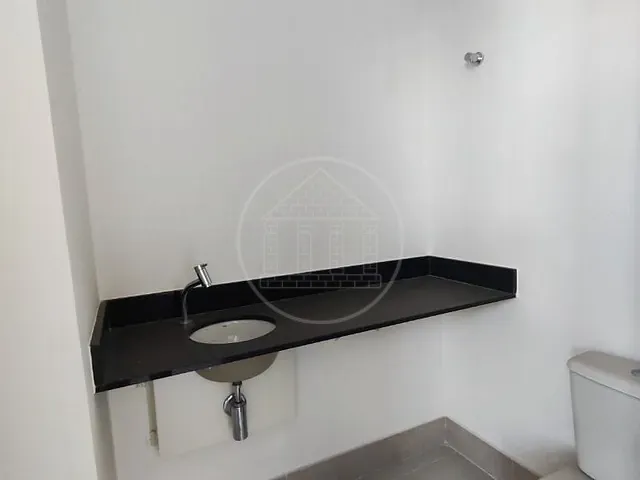 Sala com 38m², à venda, no bairro Granja Julieta em São Paulo
