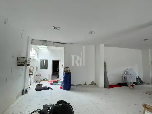Sala para alugar, no bairro Universitário em Tijucas