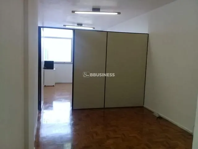 Sala à venda ou para alugar, no bairro Centro em São Caetano do Sul
