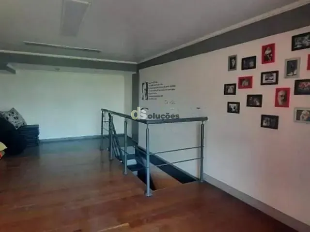 Sala à venda, no bairro Vila Romana em São Paulo