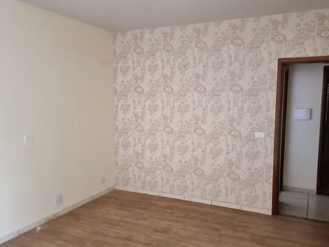 Sala para alugar, no bairro Centro em Cambé