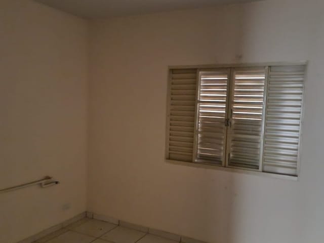 Sala para alugar, no bairro Centro em Cambé