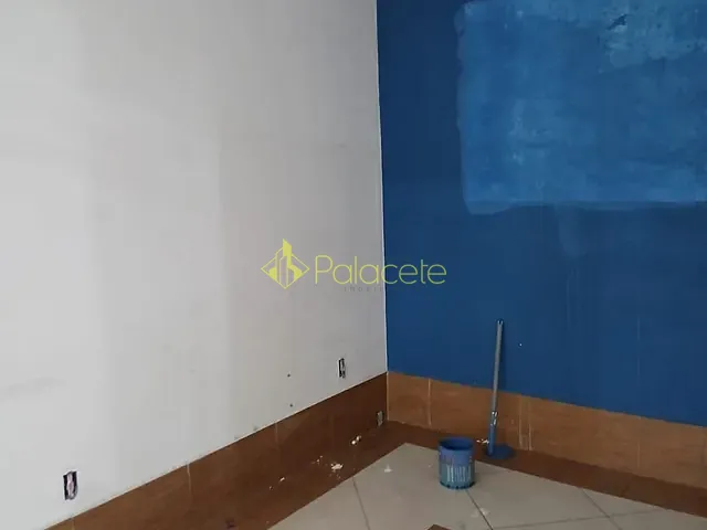 Sala com 11m², para alugar, no bairro Centro em Pindamonhangaba