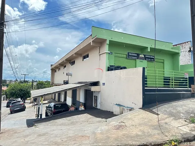 Sala com 439m², à venda, no bairro Indústrias Leves em Londrina