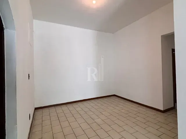 Sala para alugar, no bairro Centro em Tijucas