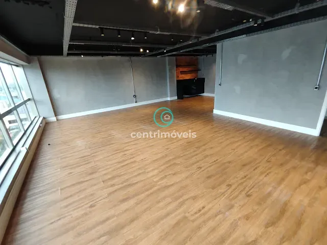 Sala com 108m², à venda, no bairro Recreio dos Bandeirantes em Rio de Janeiro