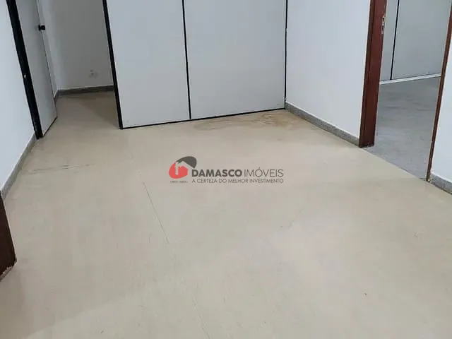 Sala para alugar, no bairro Jardim em Santo André