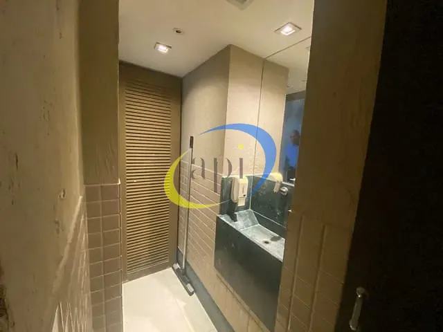 Sala à venda, no bairro Copacabana em Rio de Janeiro
