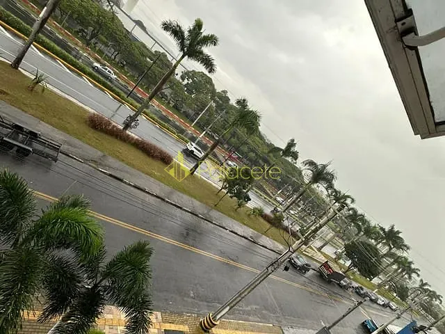 Sala com 58m², para alugar, no bairro Residencial e Comercial Vila Verde em Pindamonhangaba
