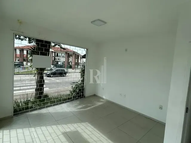 Sala para alugar, no bairro Centro em Tijucas