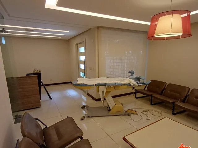 Sala com 225m², à venda, no bairro Batista Campos em Belém