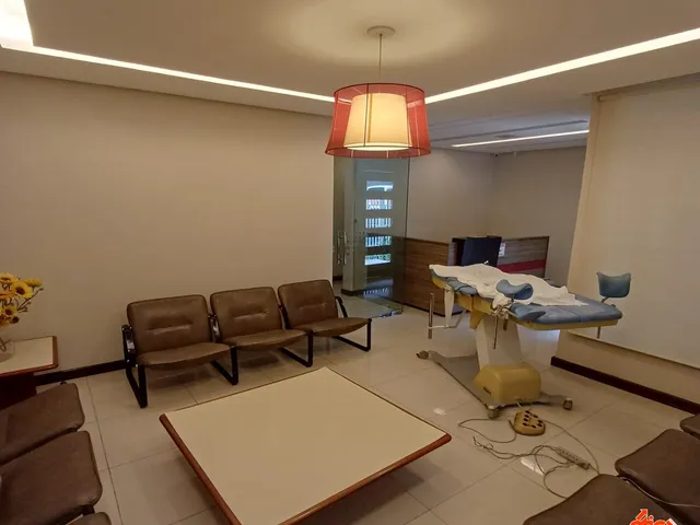 Sala com 225m², à venda, no bairro Batista Campos em Belém