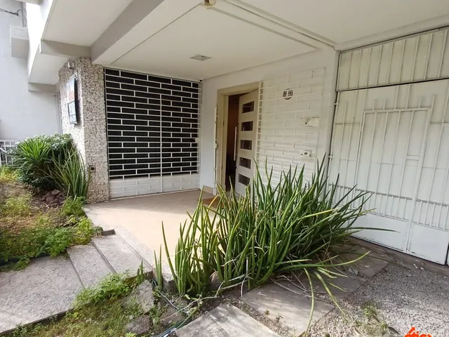 Sala com 225m², à venda, no bairro Batista Campos em Belém