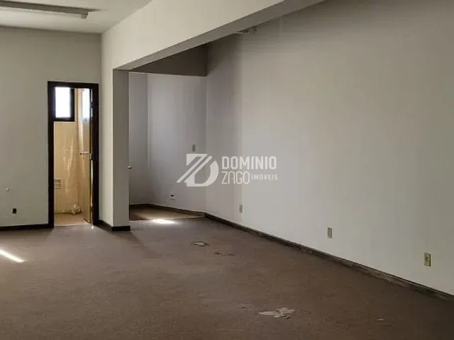 Sala com 100m², para alugar, no bairro Centro em Uberaba