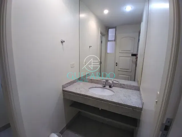 Sala com 163m², à venda, no bairro Centro em Londrina