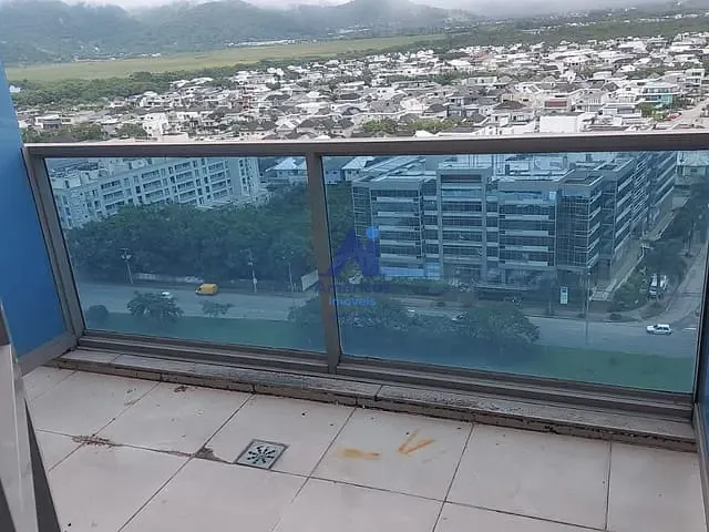 Sala com 30m², para alugar, no bairro Recreio dos Bandeirantes em Rio de Janeiro