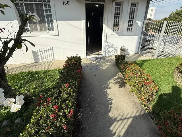 Casa com 530m², para alugar, no bairro Jardim das Indústrias em São José dos Campos