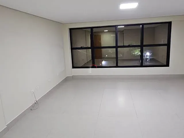 Sala para alugar, no bairro Vitória em Londrina