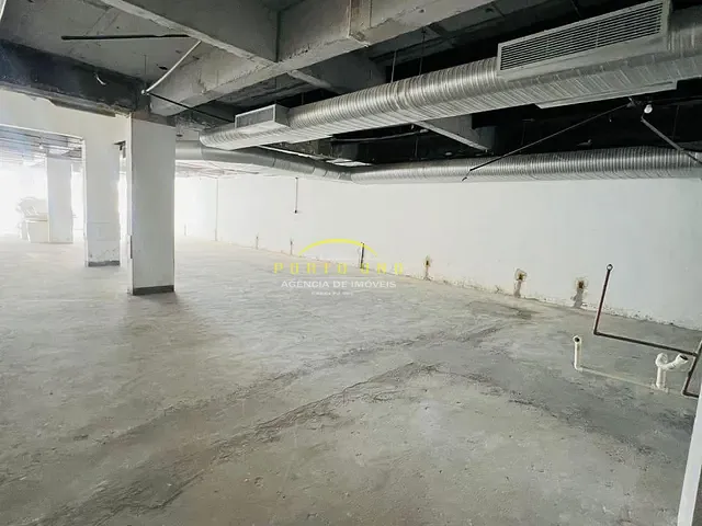 Sala à venda, no bairro Vitória em Salvador