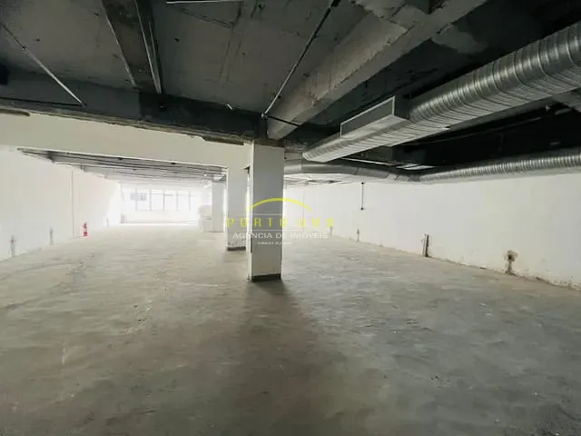 Sala à venda, no bairro Vitória em Salvador