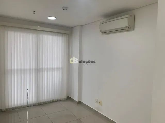 Sala à venda, no bairro Vila da Saúde em São Paulo