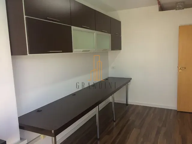 Sala à venda, no bairro Rudge Ramos em São Bernardo do Campo