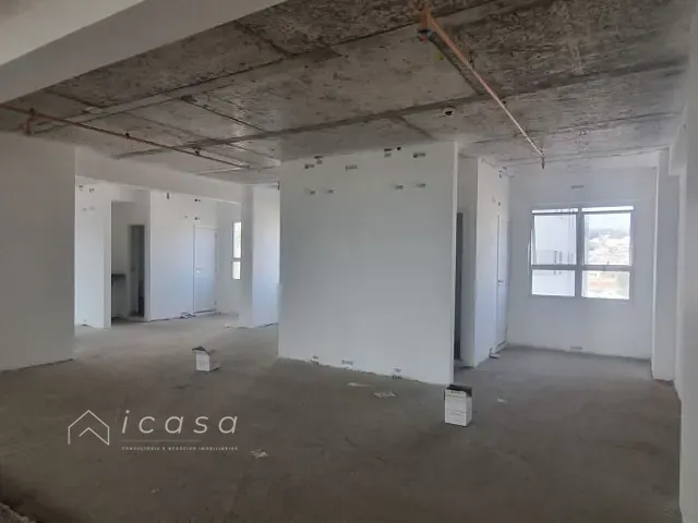 Sala com 232m², para alugar, no bairro Centro em Jacareí