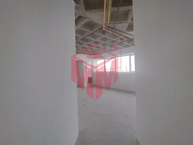Sala com 36m², à venda, no bairro Rudge Ramos em São Bernardo do Campo