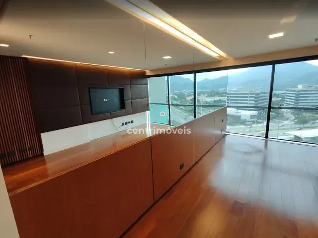 Sala com 27m², à venda, no bairro Barra da Tijuca em Rio de Janeiro