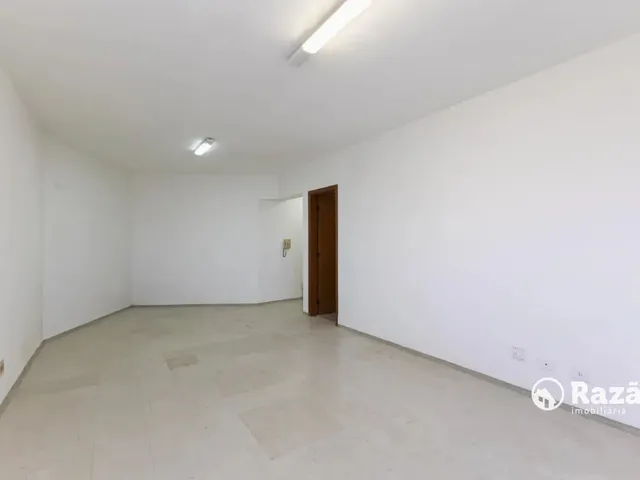 Sala para alugar, no bairro Centro em Curitiba
