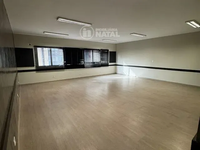 Sala com 165m², para alugar, no bairro Centro em Londrina