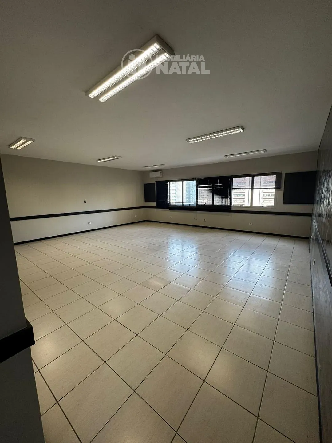 Sala-Conjunto, 165 m² - Foto 2