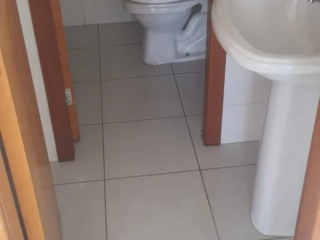 Sala com 39m², à venda ou para alugar, no bairro Centro em Pindamonhangaba
