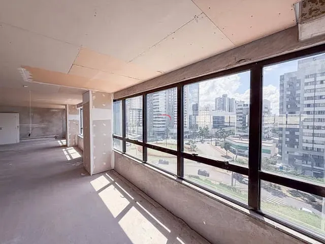 Sala à venda, no bairro Gleba Fazenda Palhano em Londrina