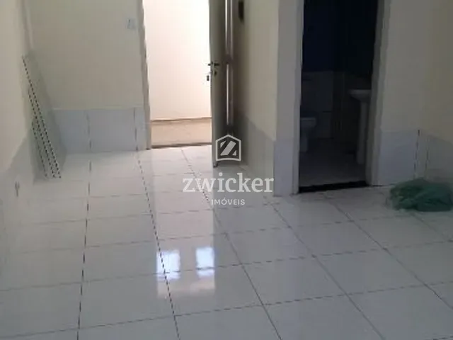 Sala com 28m², à venda, no bairro Distrito Industrial Domingos Biancardi em Bauru