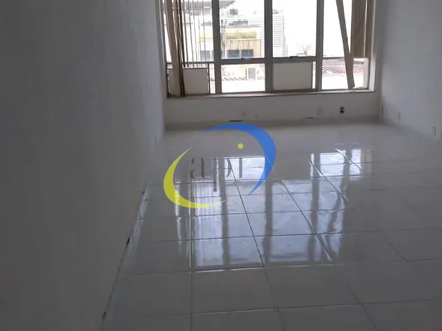 Sala para alugar, no bairro Centro em Niterói