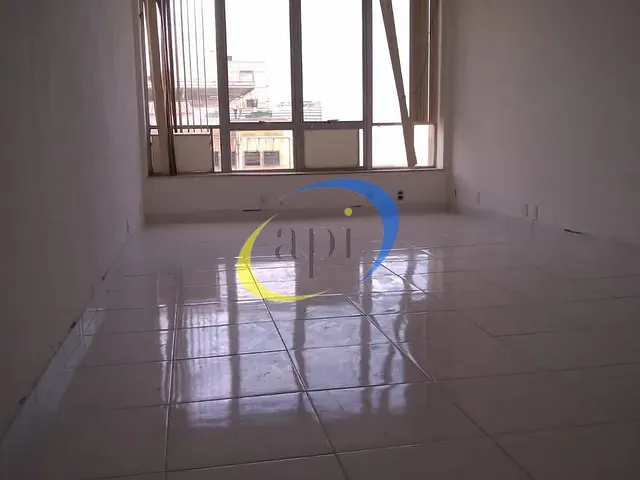 Sala para alugar, no bairro Centro em Niterói