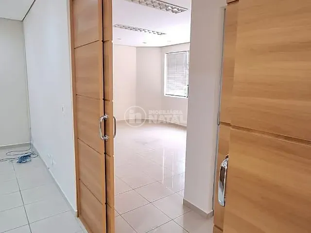 Sala com 100m², para alugar, no bairro Jardim Higienópolis em Londrina