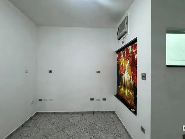 Sala para alugar, no bairro São Benedito em Pindamonhangaba