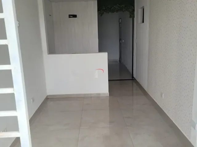 Sala com 60m², para alugar, no bairro Centro em Londrina