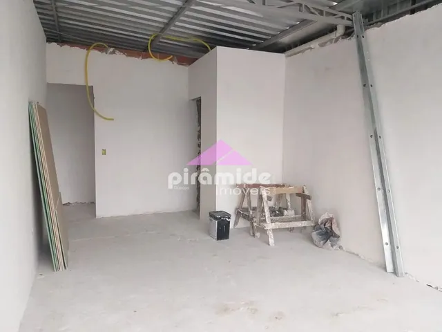 Sala com 25m², para alugar, no bairro Balneário Forest em Caraguatatuba