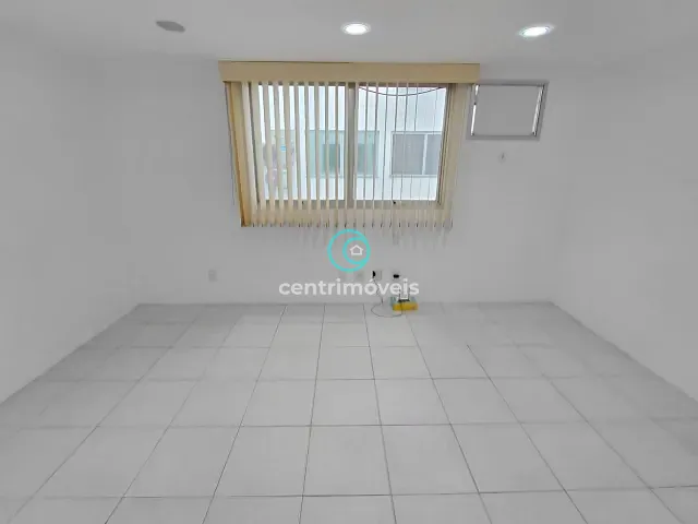 Sala com 29m², à venda, no bairro Tijuca em Rio de Janeiro