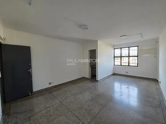 Sala com 28m², para alugar, no bairro Centro em Sorocaba