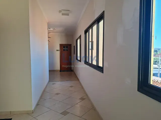 Sala com 45m², para alugar, no bairro Centro em Valinhos
