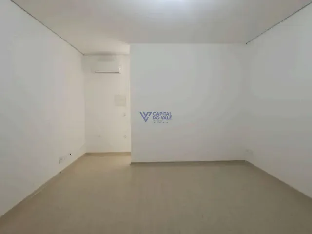 Sala à venda, no bairro Parque Residencial Aquarius em São José dos Campos