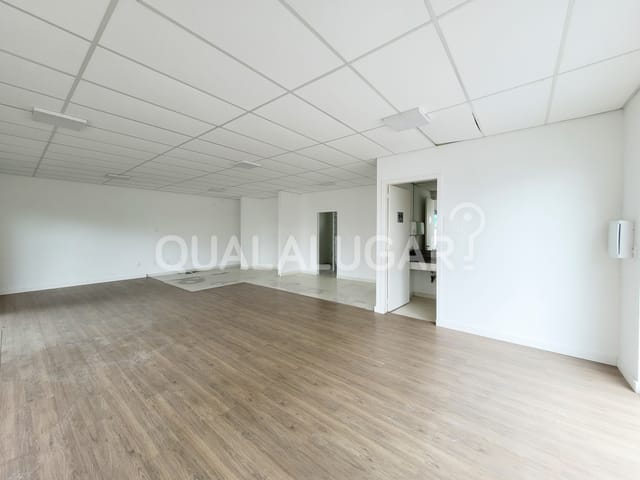 Sala para alugar, no bairro Vila Moema em Tubarão