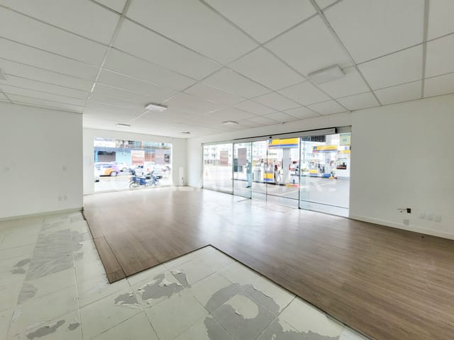 Sala para alugar, no bairro Vila Moema em Tubarão
