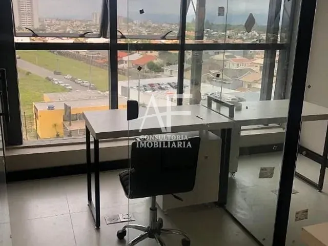 Sala com 36m², à venda, no bairro Jardim das Nações em Taubaté